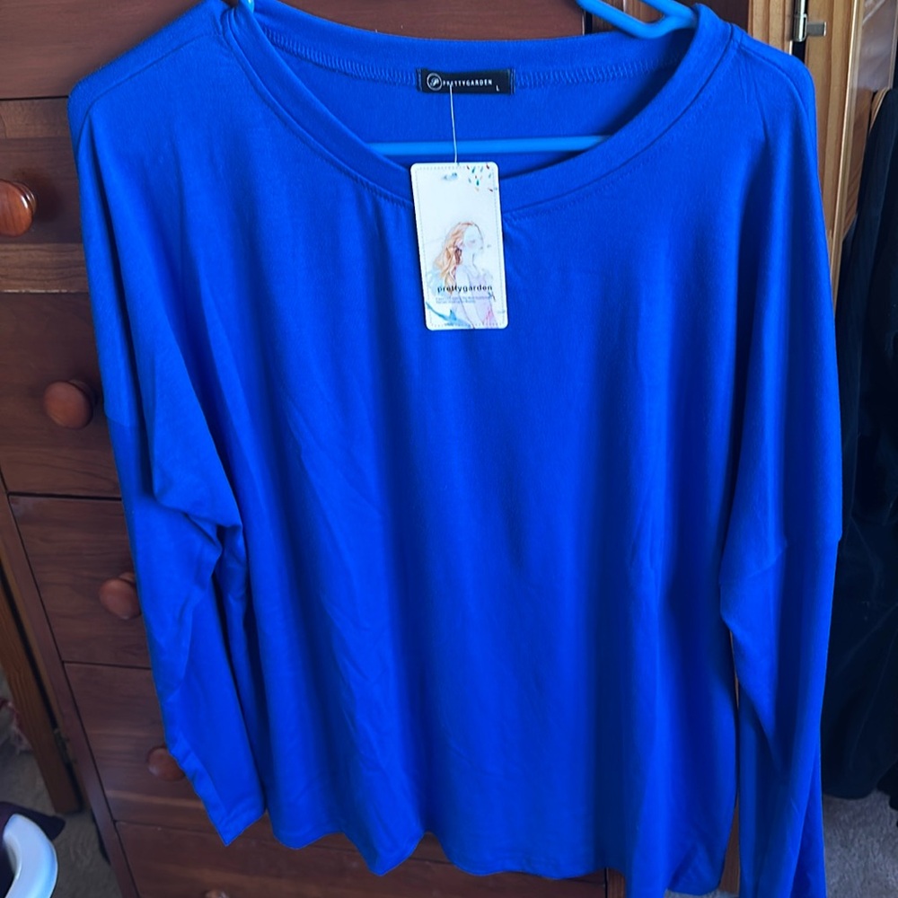 Pretty Garden long sleeve tee